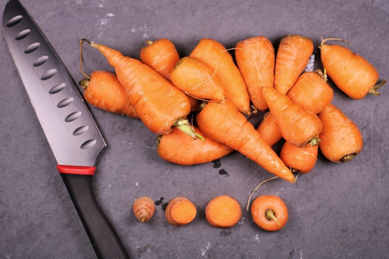 mengolah wortel