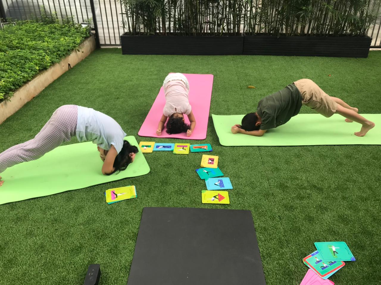 lalaland kids yoga